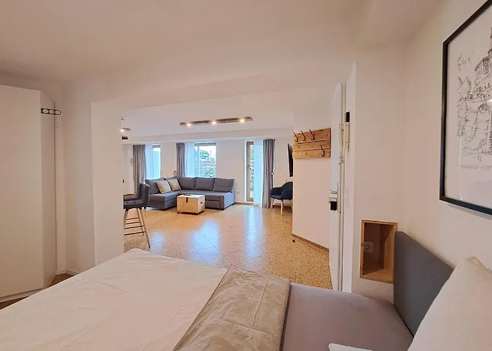 Souterrain-Apartment In Wehlheiden Kassel
