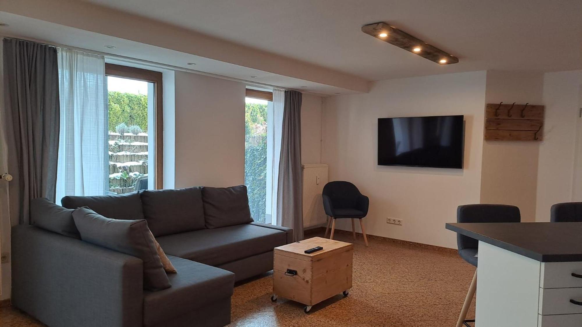 Souterrain-apartment In Wehlheiden Kassel